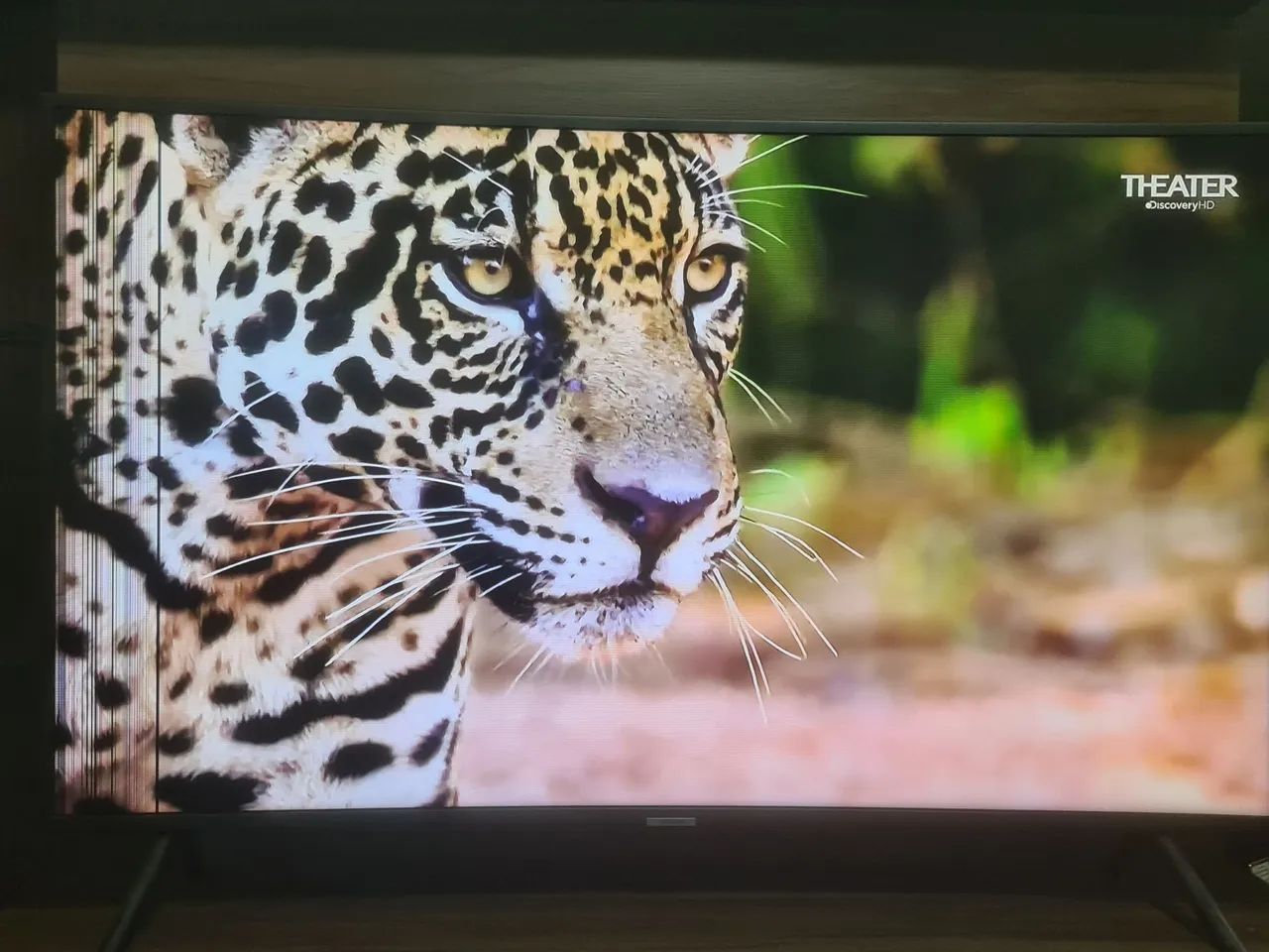 Smart TV NU7300 49? UHD 4K, Tela Curva,  HDR Premium, Tizen. Com defeito na tela - Foto 2