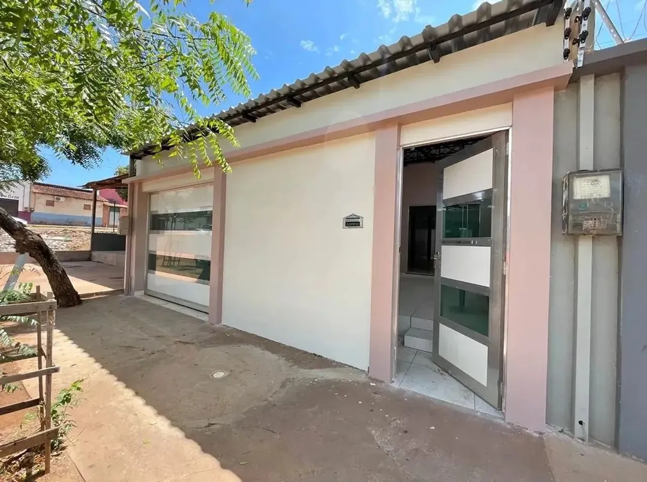 CASA A VENDA NO BAIRRO DIAMANTINO