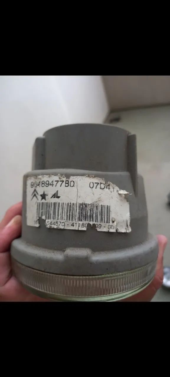 Farol de Milha original Citroen C3  - Foto 2