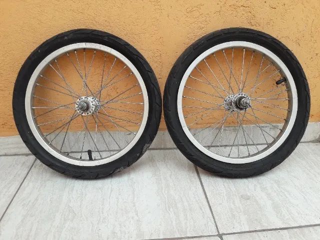 Rodas completas dianteiras 