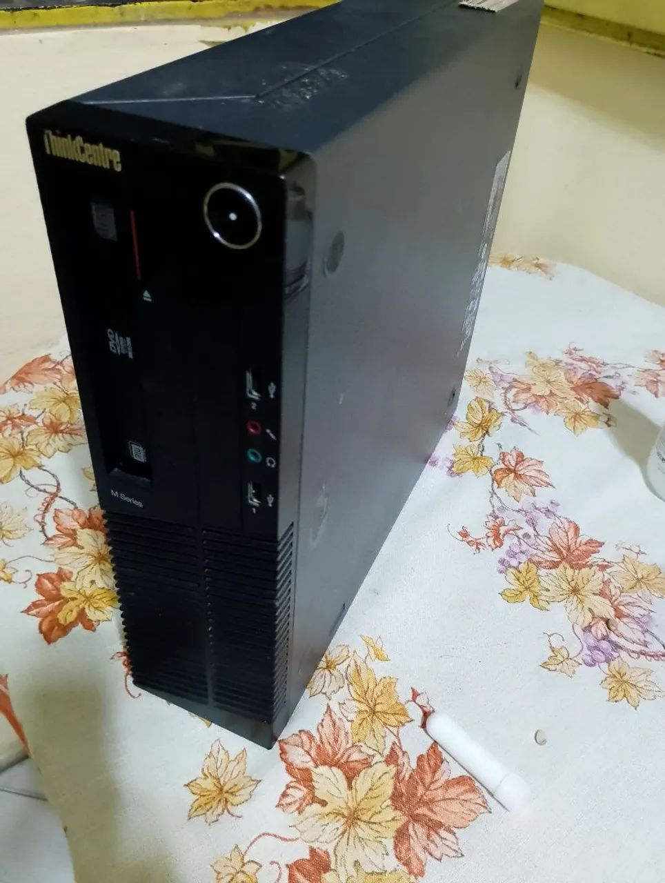 Computador Lenovo ThinkCentre M Series