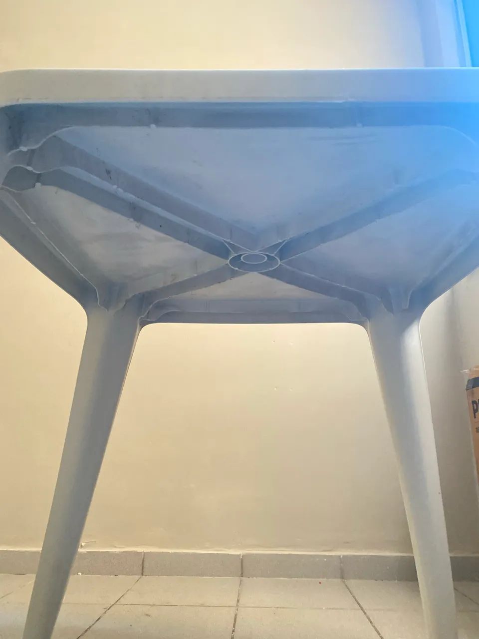 Mesa de plástico quadrada - Foto 4