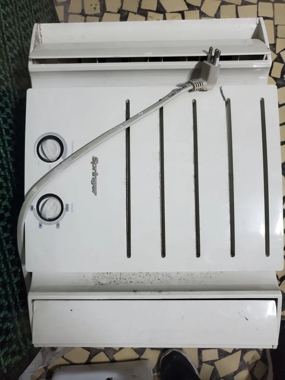 Ar Condicionado Springer 7500 BTU - Perfeito para Refrescar!