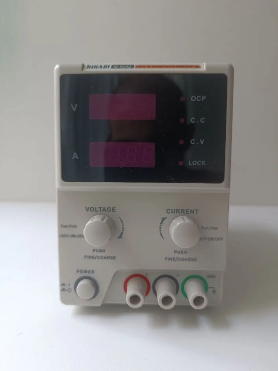 Fonte De Bancada Hikari 3205s