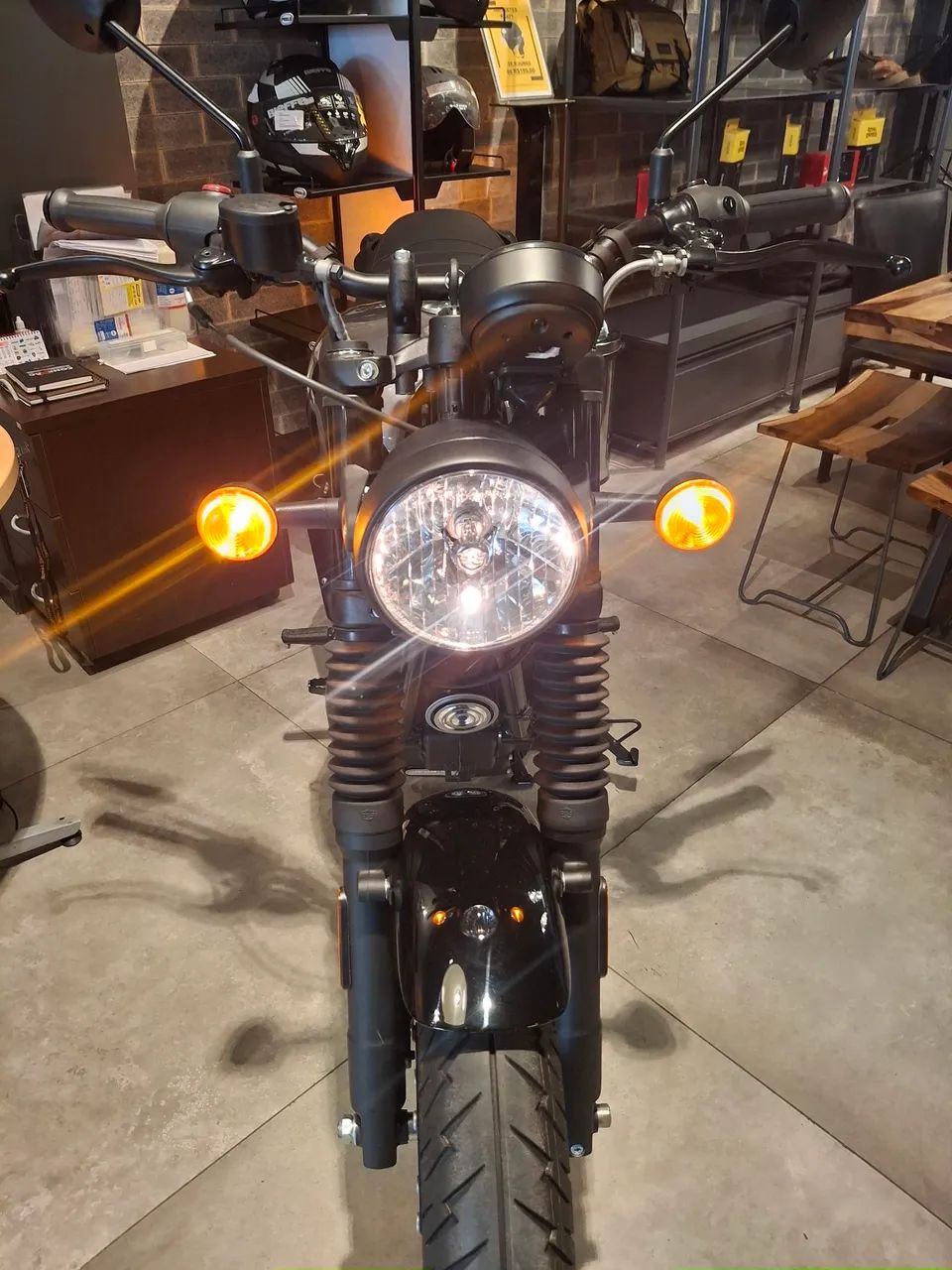  Royal Hunter Dapper Grey 350cc - Amanda  - Foto 3