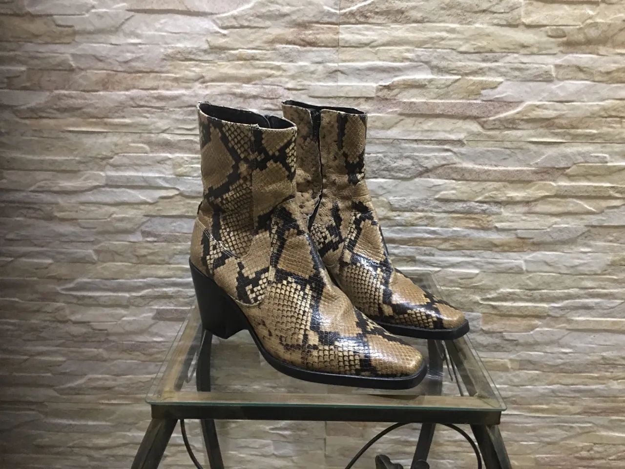 Botas de Couro Zara Animal Print  - Foto 2