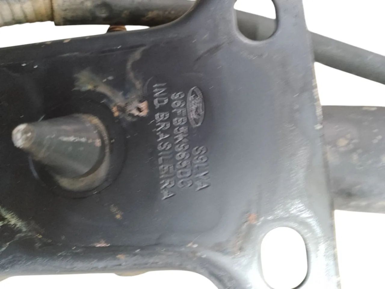 Eixo Traseiro Ford Fiesta 96 A 04 - Foto 3