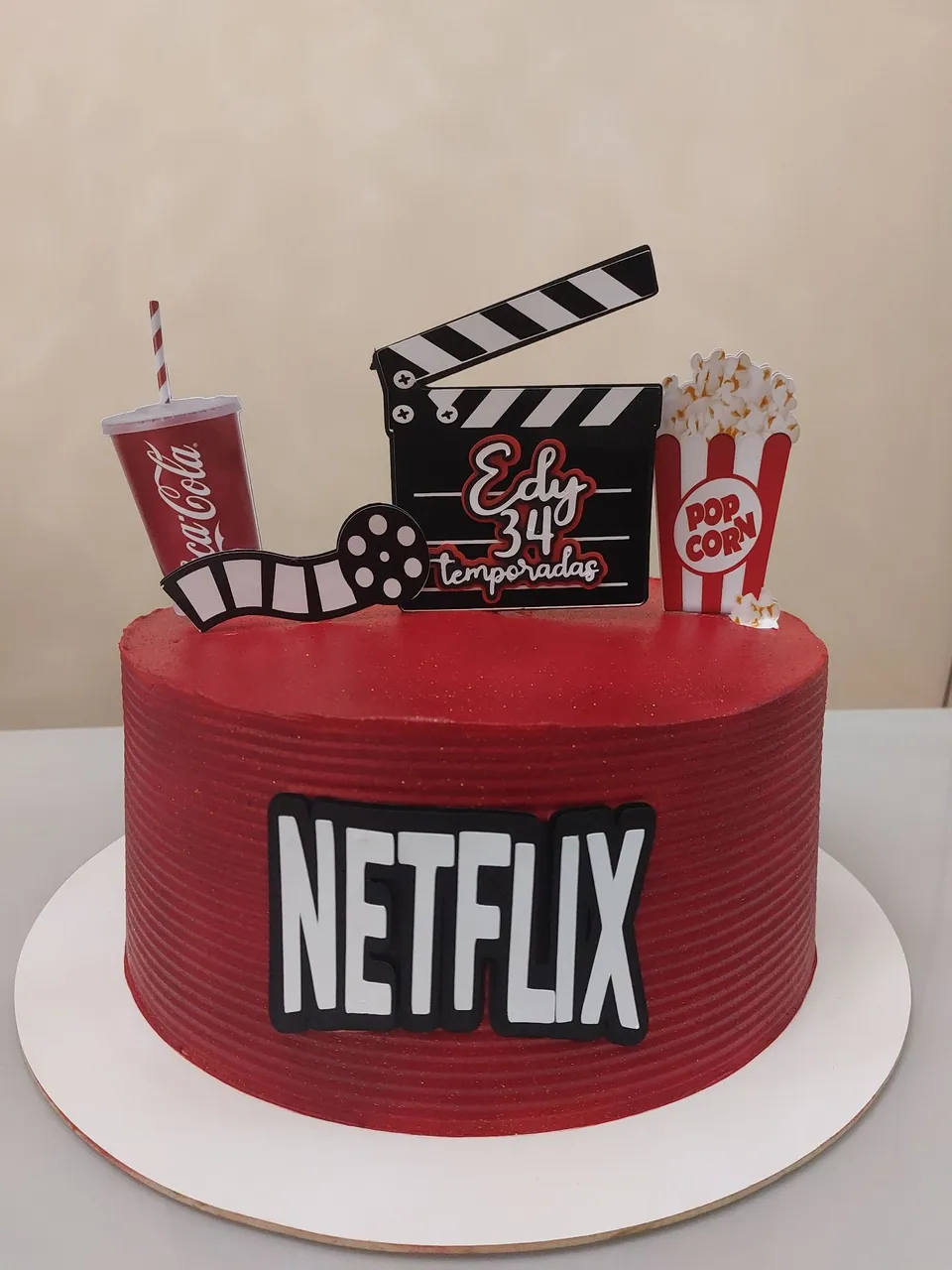 Faço Bolos e Doces Decorados