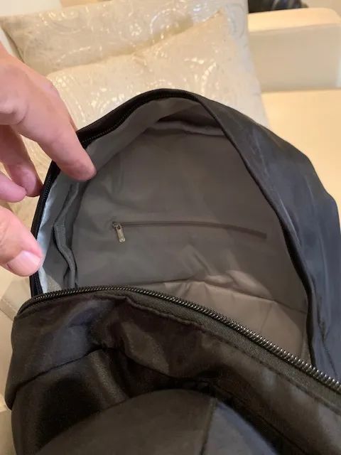 Lindissima Mochila Com O Mickey Preta Com Cristais - Foto 4