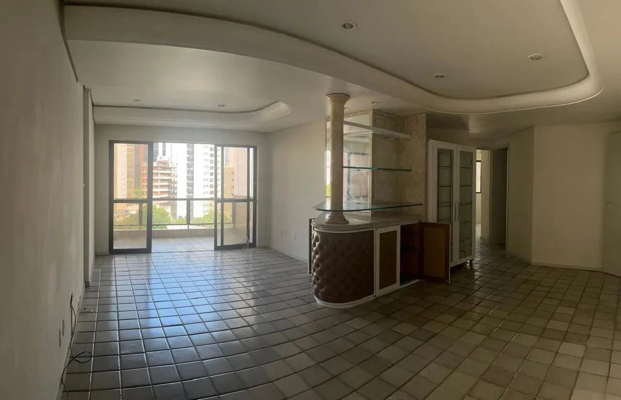APARTAMENTO PARA ALUGUEL EM BOA VIAGEM NA MEGA OFERTA POSSUI 120 METROS COM TODOS OS ARMÁR
