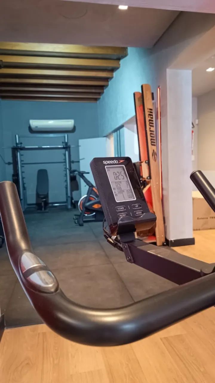 Bicicleta Spinning Speedo com conexão Bluetooth - Foto 3