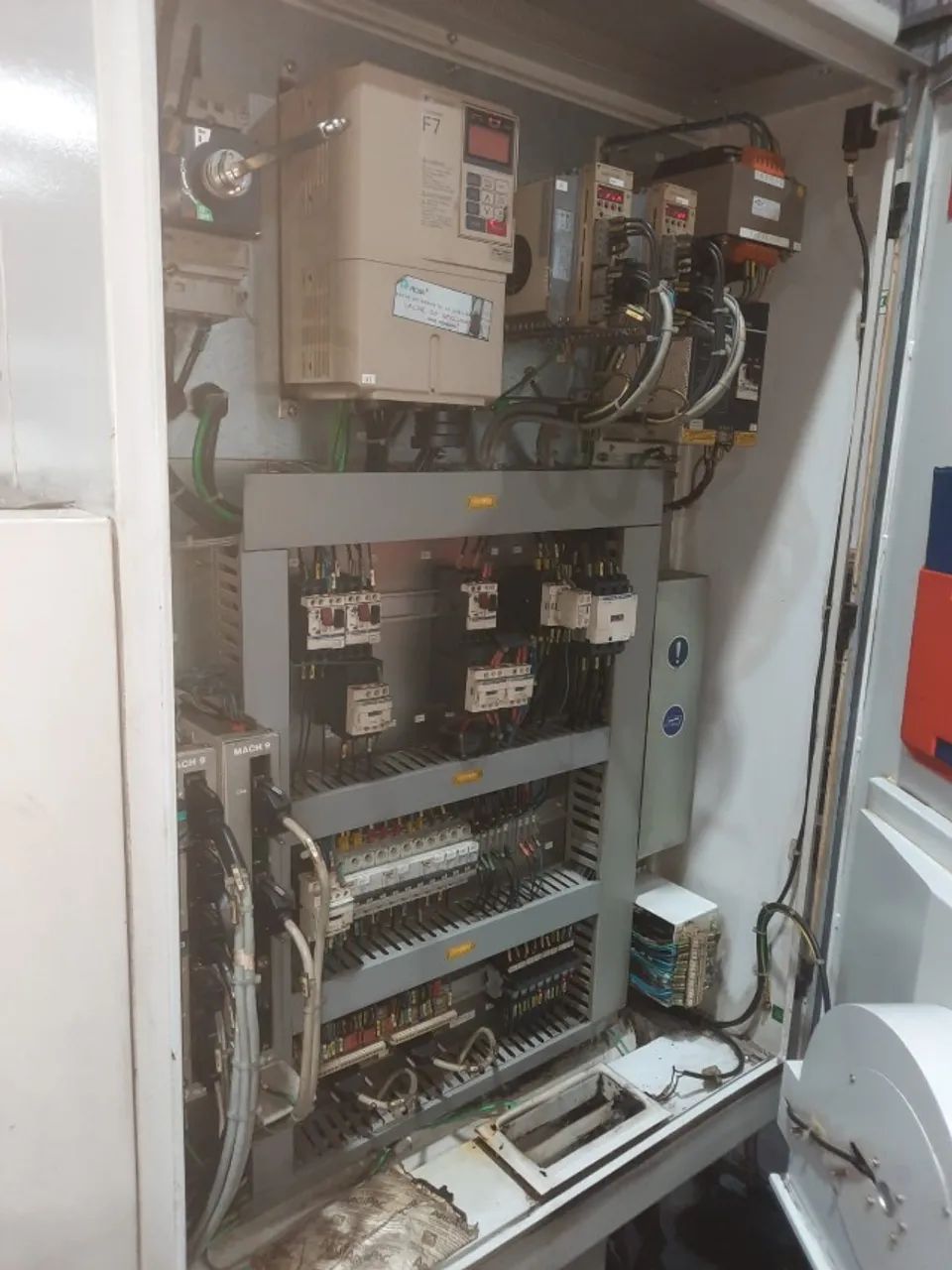 Torno CNC Romi Centur 30D - Mach 9 - Ano 2005 - Foto 4