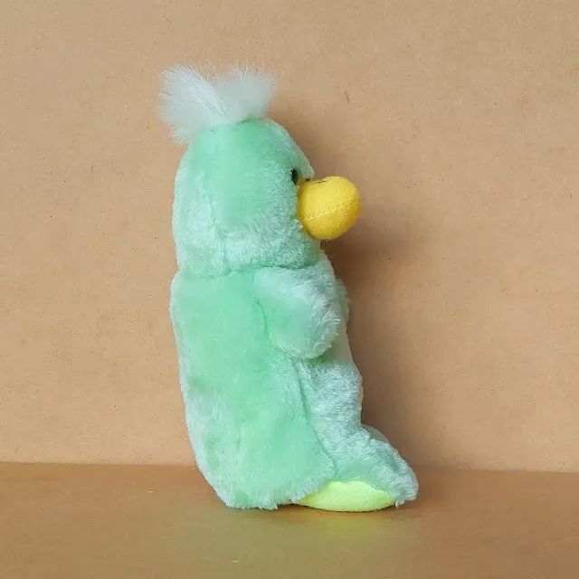 brinquedo - pelúcia ave verde (usada) - Foto 4