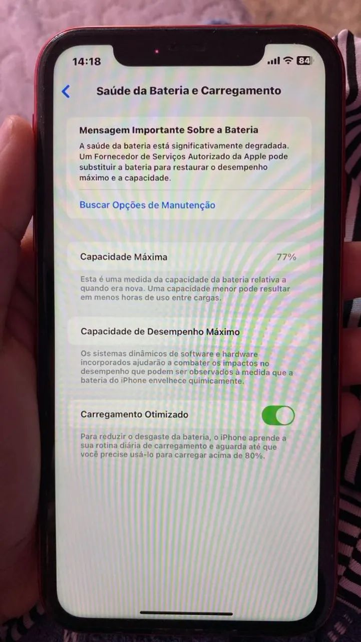 IPhone 11 funcionando em perfeito estado,não acompanha carregador, saúde bateria em 77  - Foto 4
