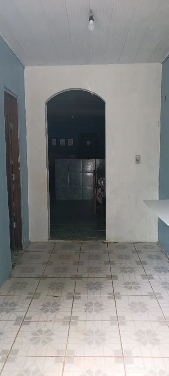 ALUGO CASA SEMI MOBILIADA EM PRESIDENTE FIGUEIREDO  - Foto 2