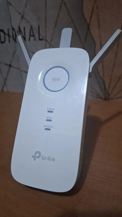 Repetidor de sinal Wi-Fi TP-Link AC 1750 RE 450