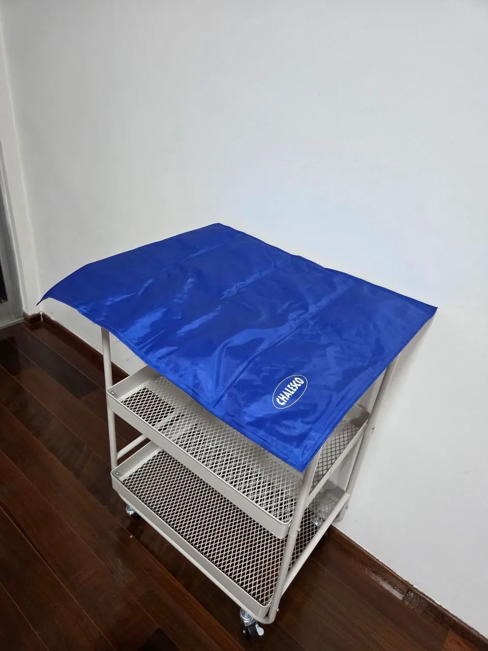 Tapete gelado da marca Chalesco para cães pets tamanho médio (50cm x 64cm) novo - Foto 2