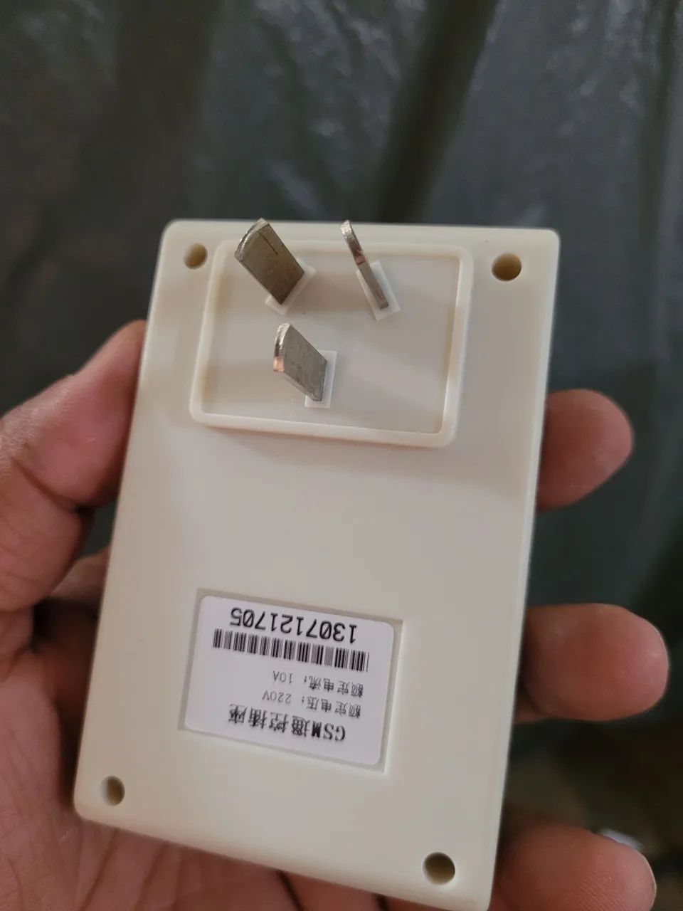 Tomada inteligente 10A com controle remoto GSM para smartphone - Foto 2