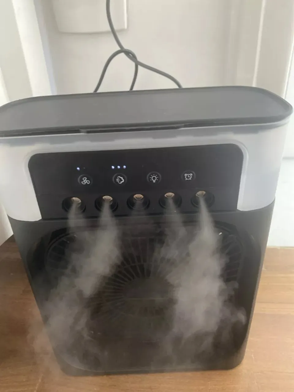Climatizador Portatil Mini Ar Condicionado Refrescante Nexfan Cor Preto 110V/220V