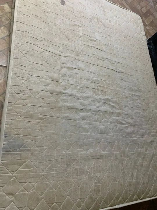 Colchão casal de molas, posso entregar  - Foto 2