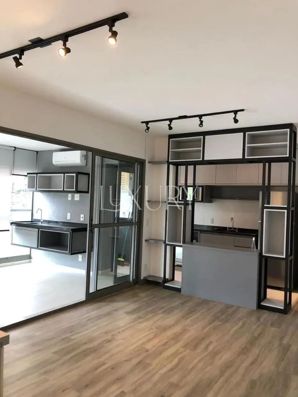 Apartamento Reformado para Alugar na Vila Olímpia, 98 m², 3 quartos sendo 1 suíte , 2 vaga - Foto 4