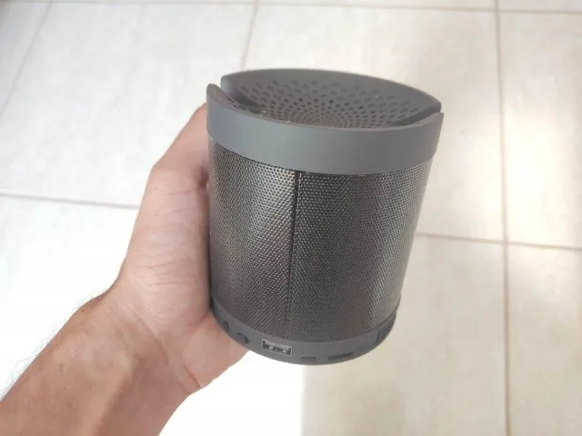 Caixa de Som Lehmox Q3 Bluetooth Preta + Entrego
