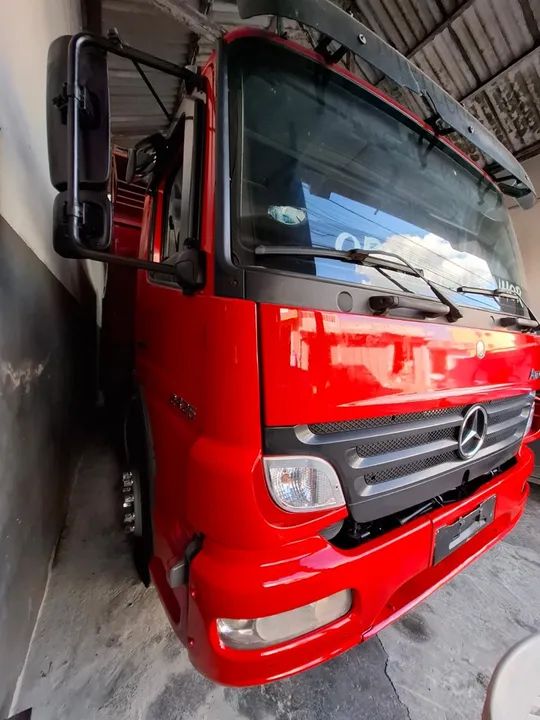 Mercedes Benz Atego - Ano: 2012 - Foto 2