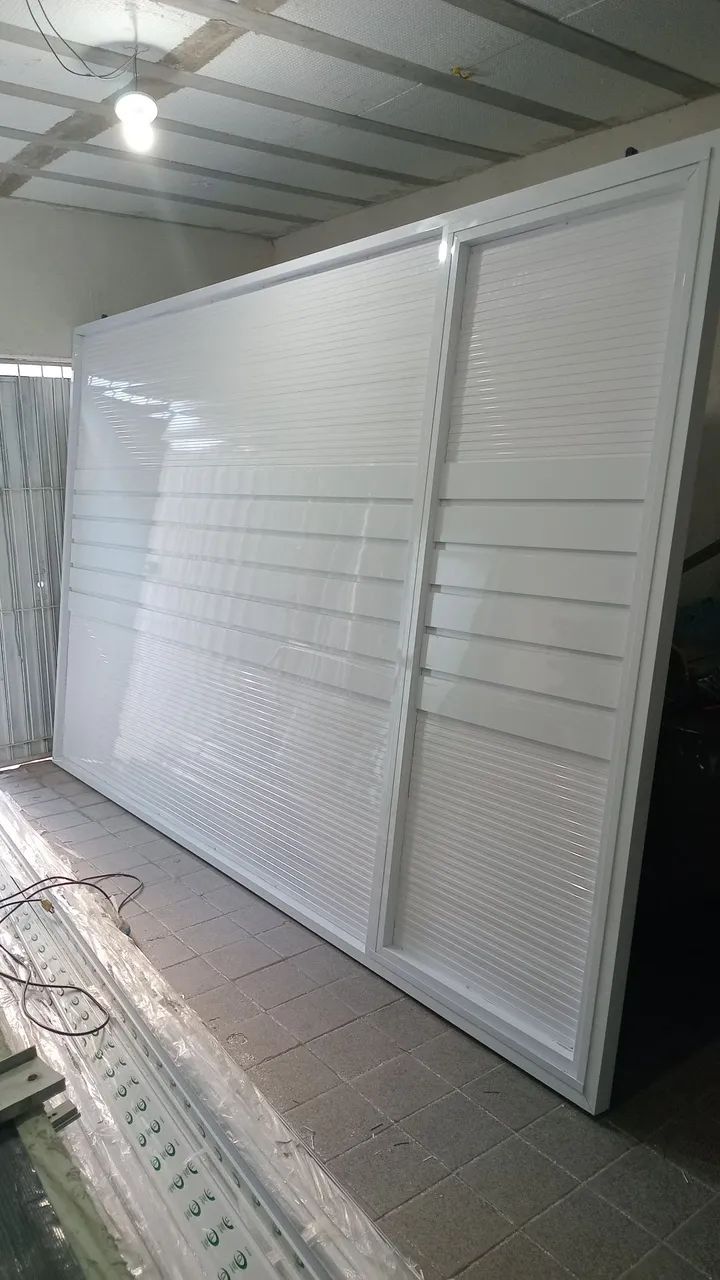 Fabricação de portão em alumínio 