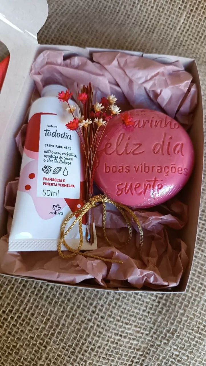 Kit Presente: Sabonete + Creme para Mãos - Felicidade e Sorte! - Foto 2