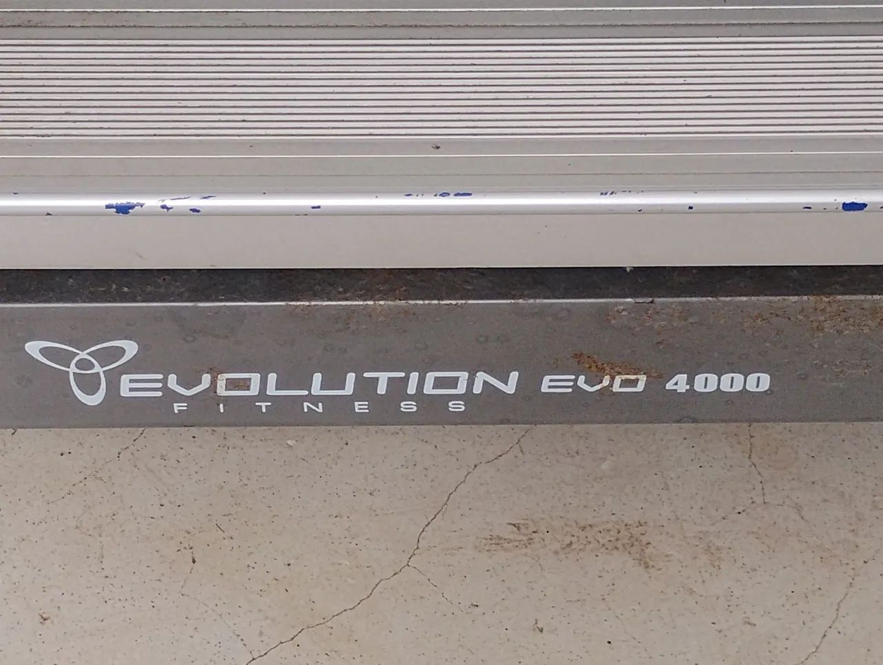 Esteira  Evolution evo 4000 profissional  - Foto 4