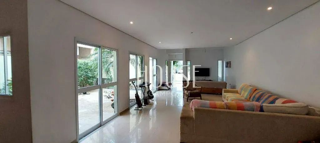 Casa à venda em Sorocaba, com 239m² | Condomínio de alto padrão Condomínio Vila Inglesa |