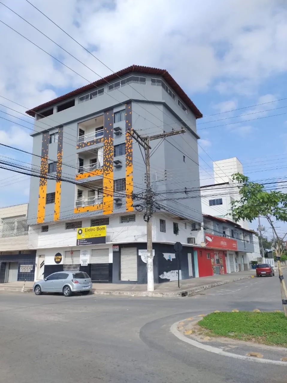 VENDO PRÉDIO EM LINHARES COM 31 KITNETS E 4 PONTOS COMERCIAIS - Foto 2