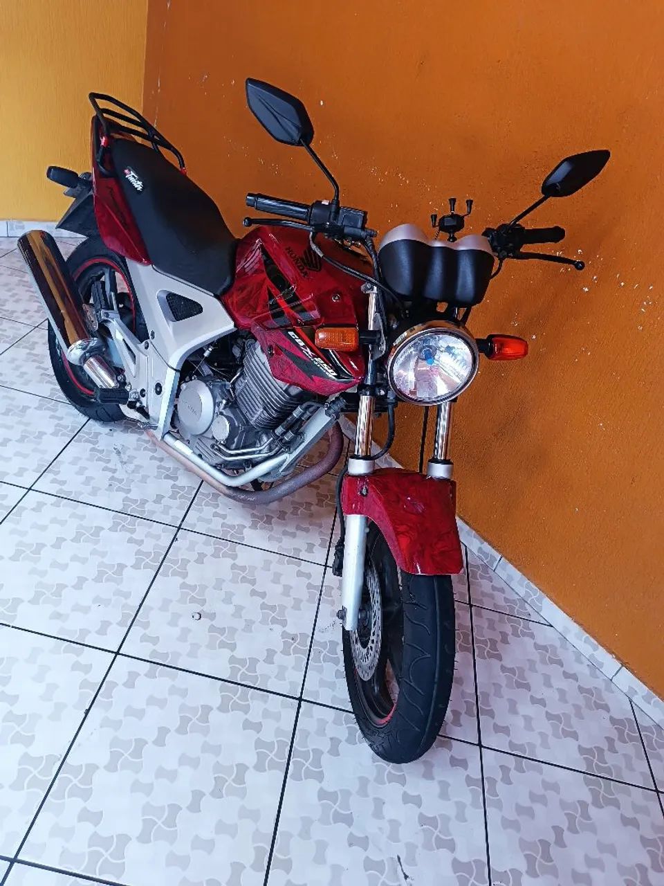 CBX Twister 2008 vermelha