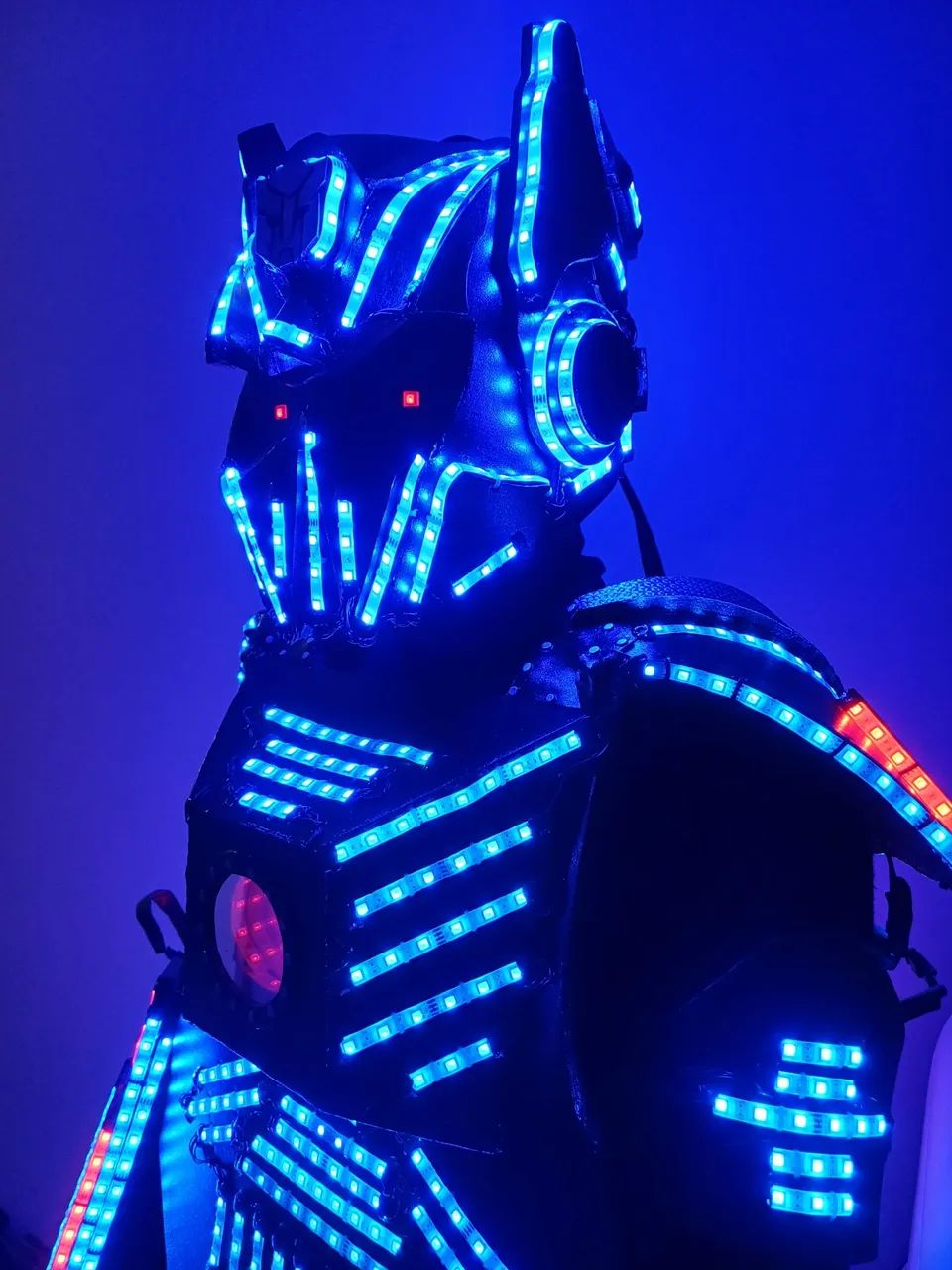 Robô de led gigante, lindão e completo! - Foto 2