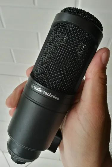 Microfone Audio-Technica AT2020 Condensador