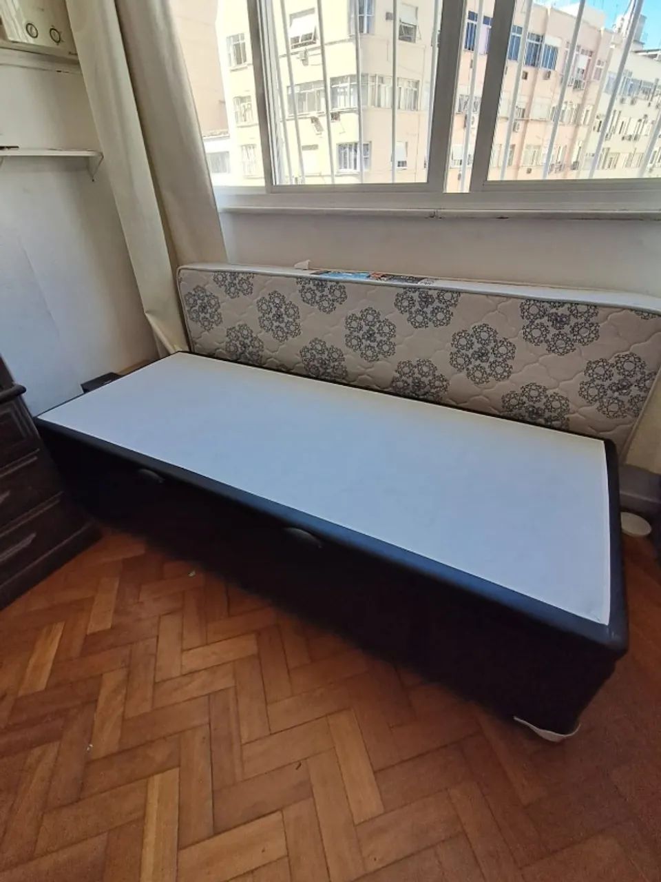 Ótima cama box, baú de solteiro com colchão excelente marca Castor! - Foto 2