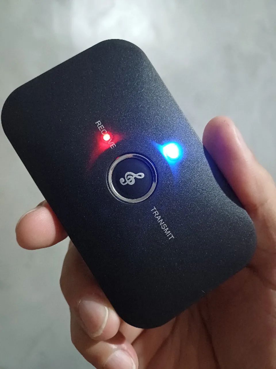 Transmissor / Receptor de Áudio - Bluetooth 5.0 - Recarregável - Com Cabos - Novo - Foto 2