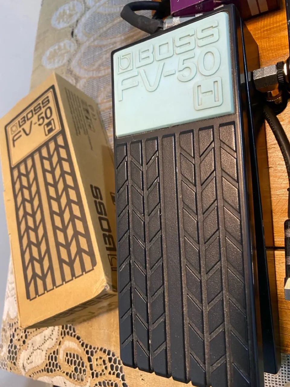 Pedal de Guitarra Boss FV-50H
