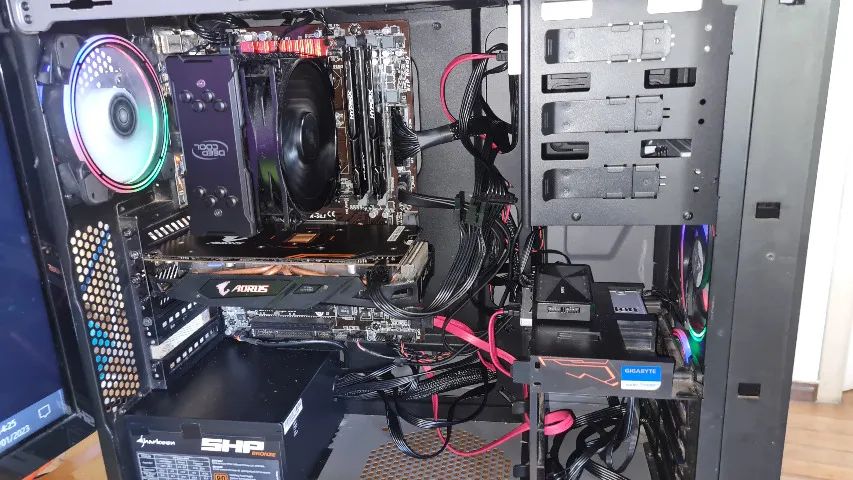 Gabinete Gamer Corsair Gray Midle sem fans - Foto 2