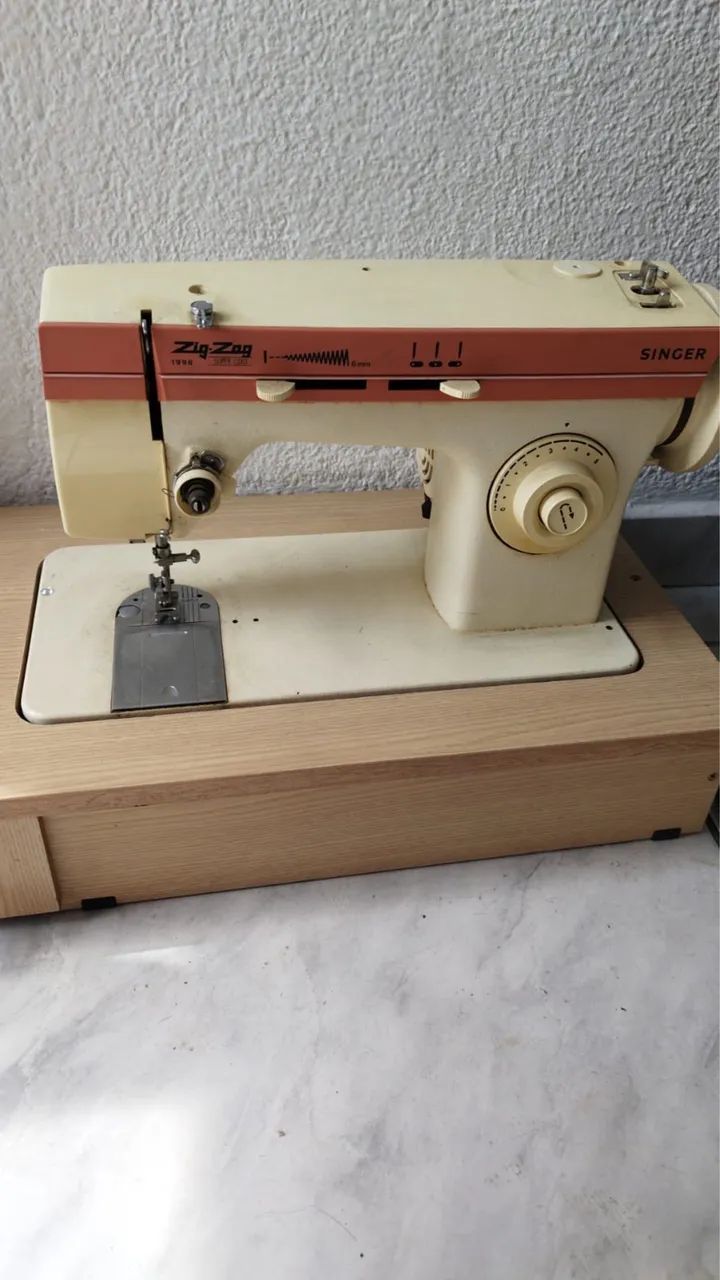 Máquina de costura