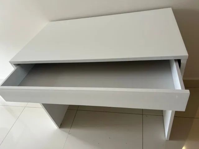 Mesa computador faciliti