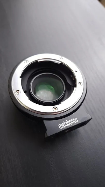 Metabones Adaptador Speed buster para Lentes Nikon em Câmeras Blackmagic mount m43.