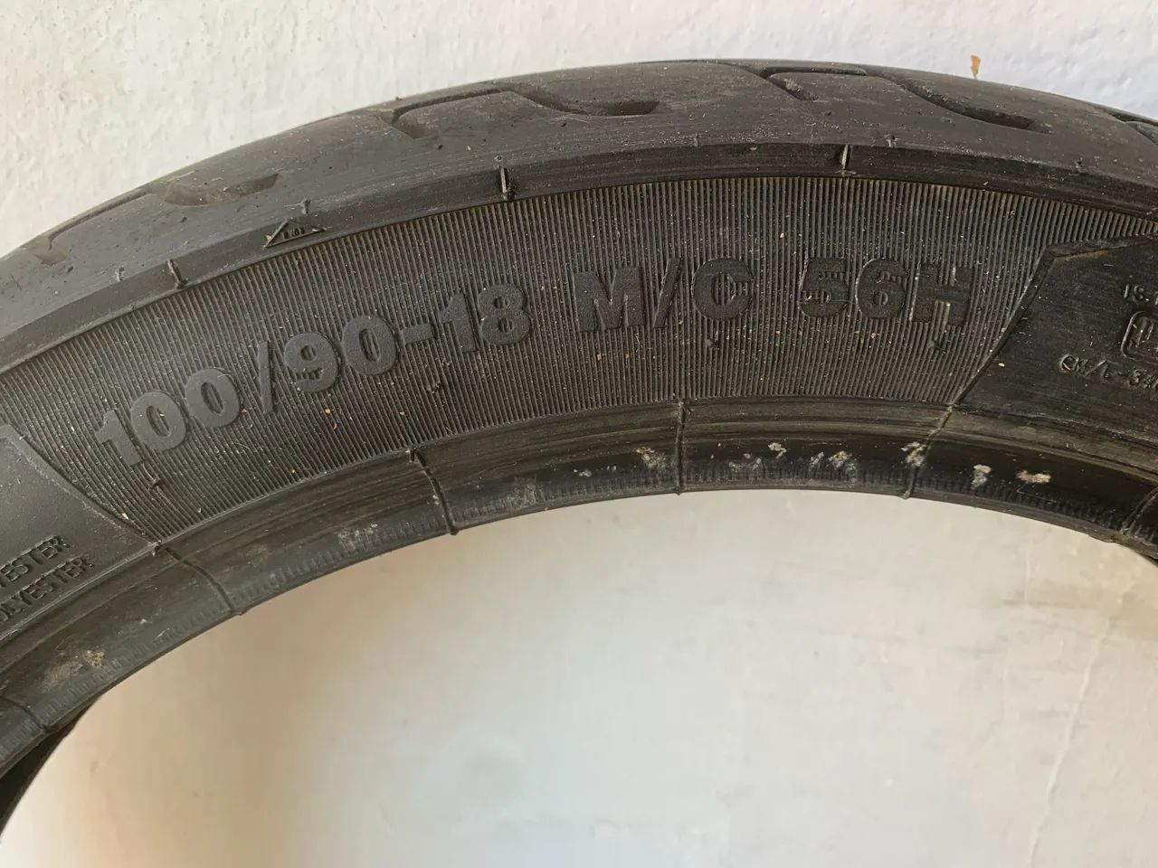 Pneu Dianteiro para Interceptor  - Foto 4