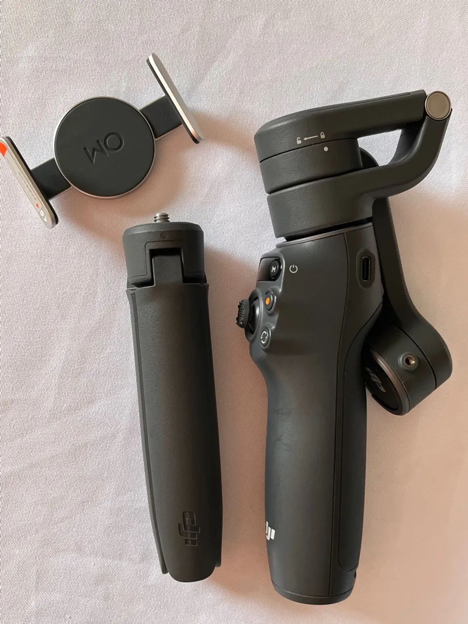 DJI Osmo Mobile 6