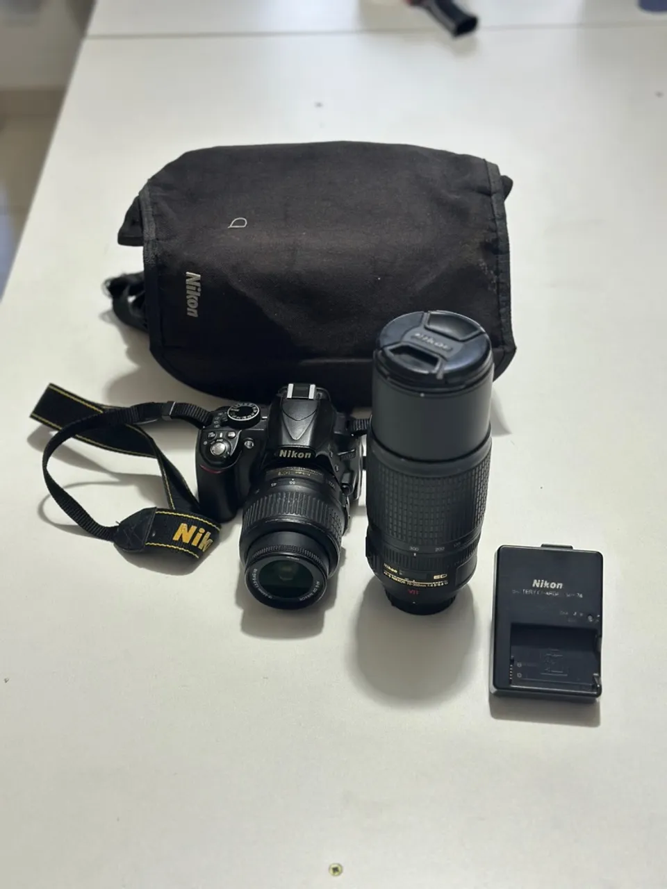 Kit Câmera Nikon D3100 com Lente 18-55mm e 70-300mm