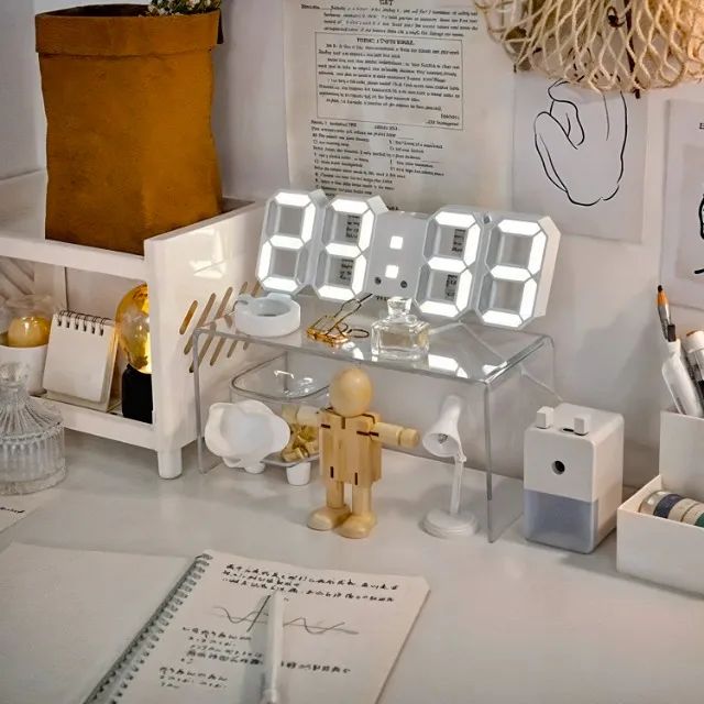 Relógio Digital 3D de Mesa e Parede Desepertador Design Moderno Luminária