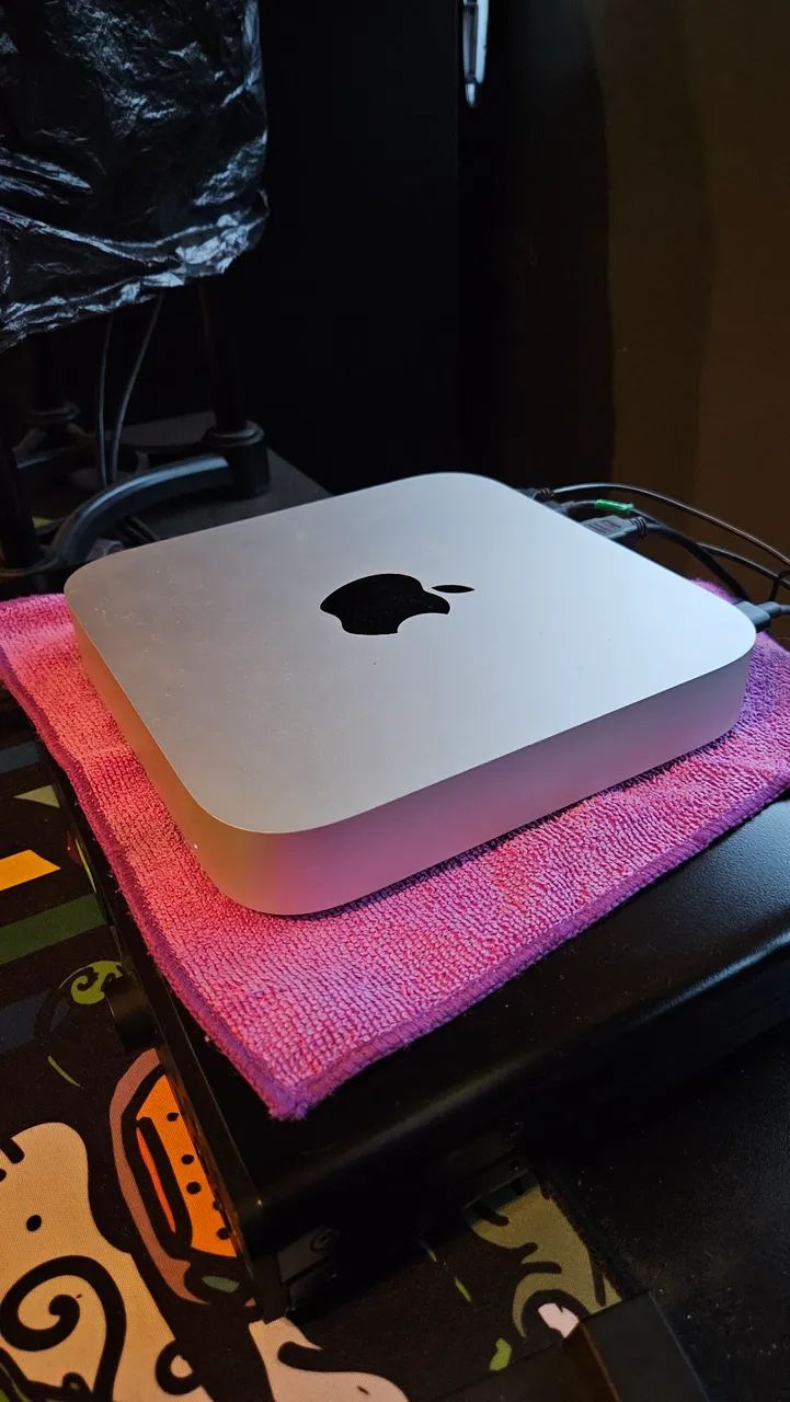 Mac mini M2 - 8GB Ram; 256GB SSD - Computadores e Desktops