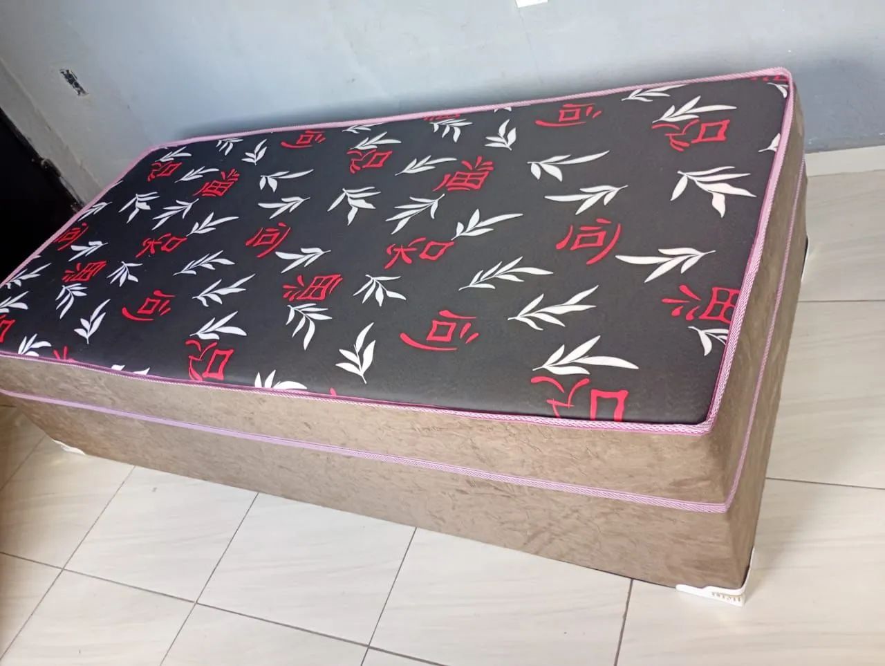 Cama de solteiro de espuma alta  - Foto 3