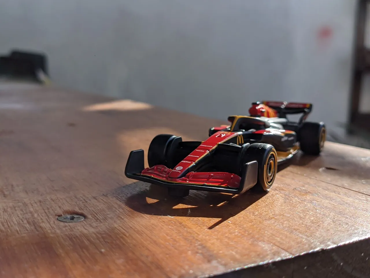 Miniatura Fórmula 1 McDonald's - escala 1/43