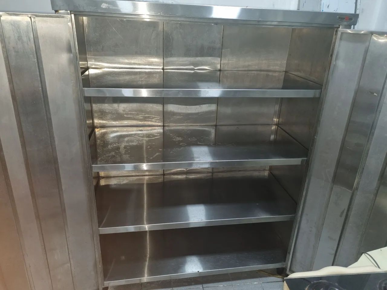 Armário de Aço Inox - Ideal para Cozinha Industrial - Foto 4